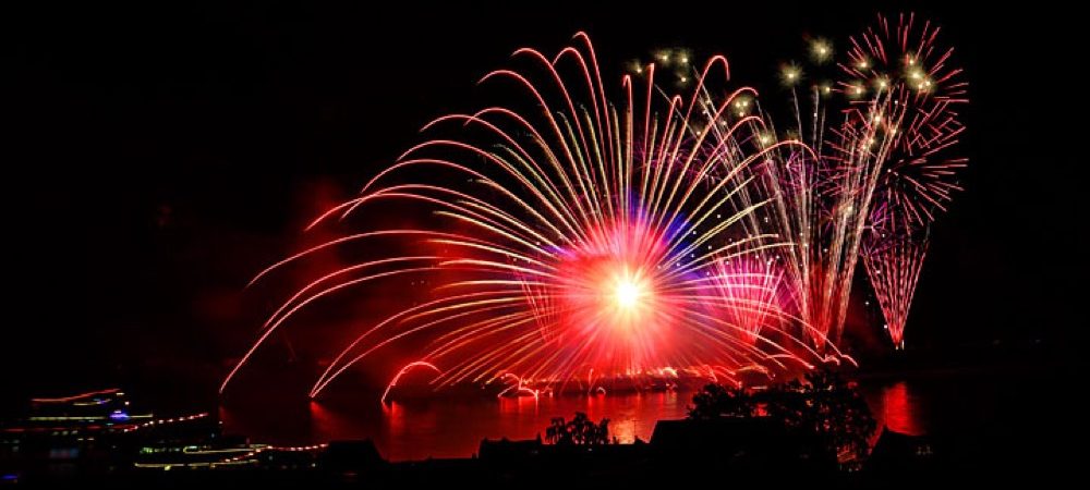 Rhein in Flammen Oberwesel - Pyro-Musicals von zündwerk
